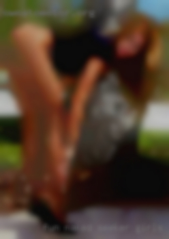 Fun naked seeker girls looking for fun and vibes near Marine City.