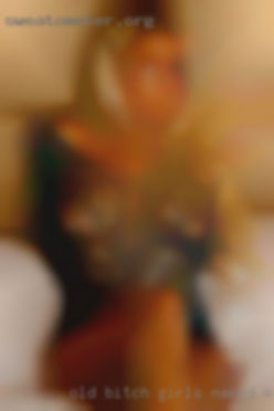 Old bitch girls naked masturbatingim in Marine City.